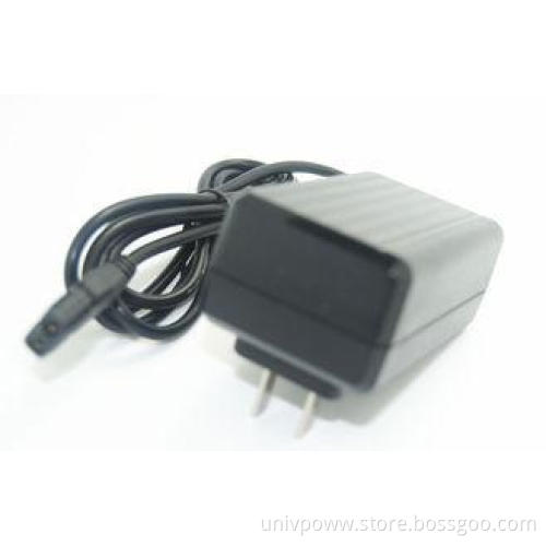 Worldwide Wall Mount AC to DC Power Light Bulb / LCD Monito
